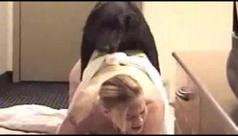 Fat woman with a broken pussy pleases a great dane